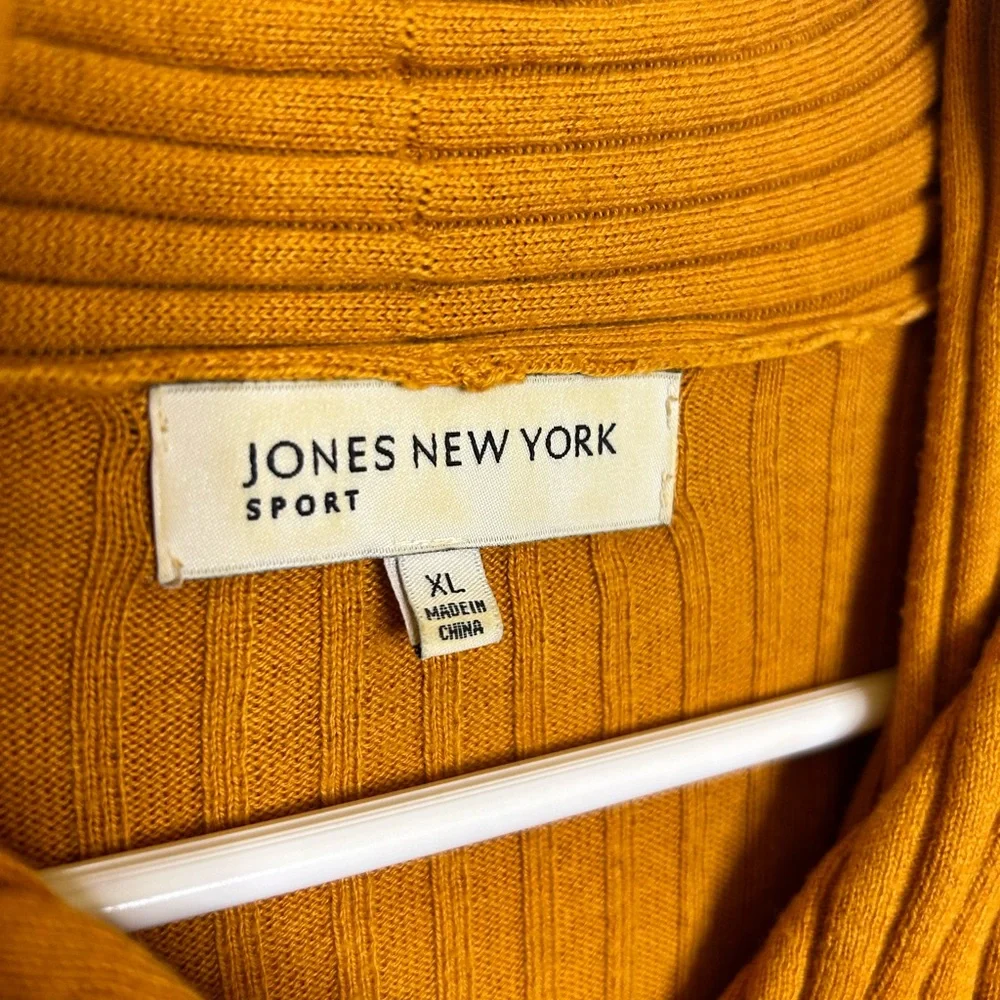 Jones New York Women’s Size XL, Cowl Neck Sweater - Picture 2 of 4